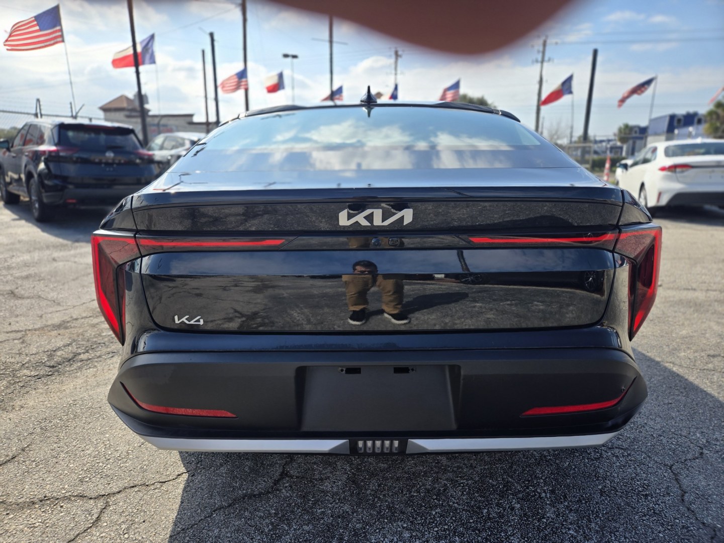 2025 Black /Black Kia K4 LX (3KPFT4DE8SE) with an 2.0L L4 DOHC 16V engine, CVT transmission, located at 1842 Wirt Road, Houston, TX, 77055, (713) 973-3903, 29.805330, -95.484787- Photo#3