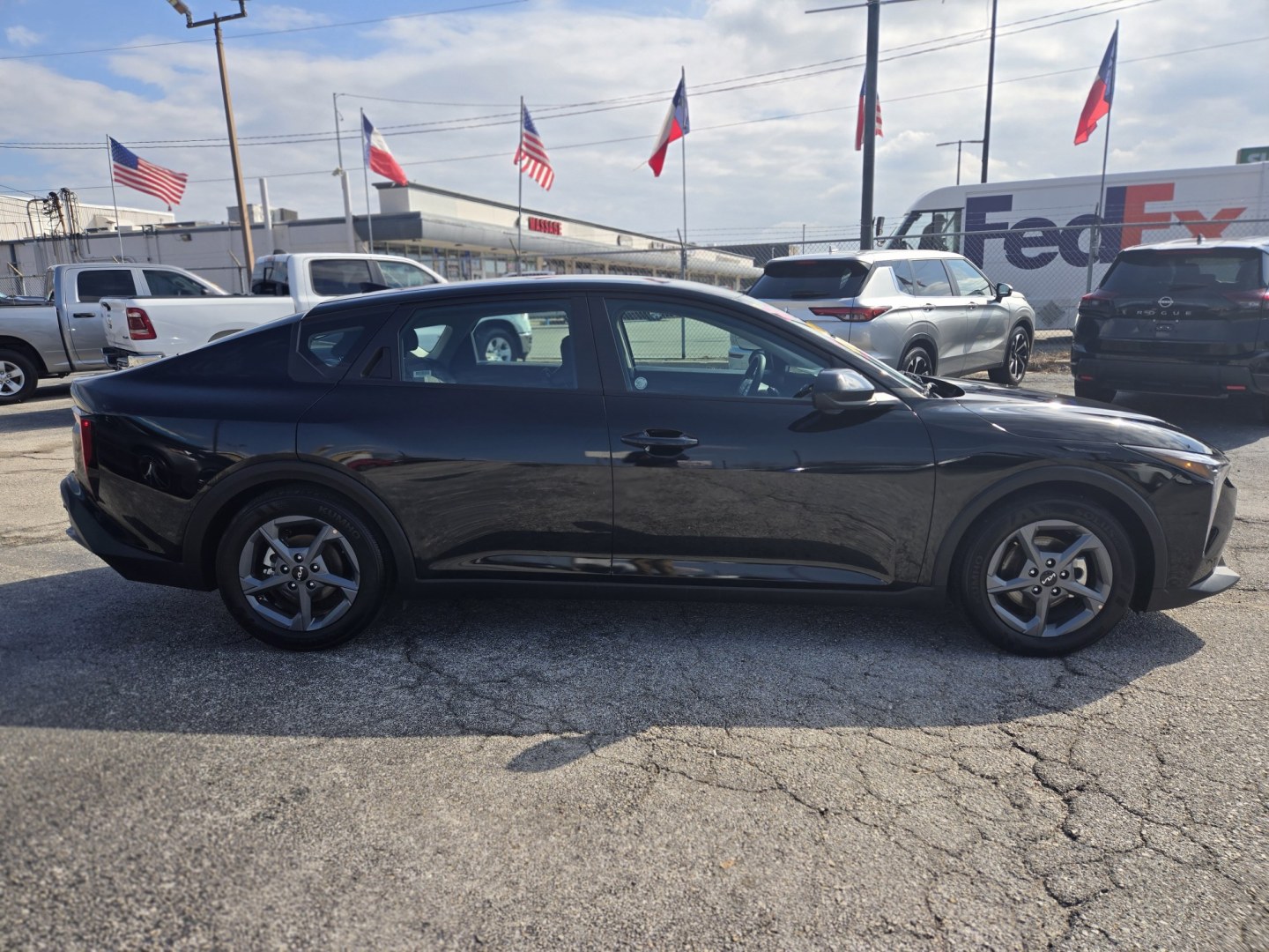 2025 Black /Black Kia K4 LX (3KPFT4DE8SE) with an 2.0L L4 DOHC 16V engine, CVT transmission, located at 1842 Wirt Road, Houston, TX, 77055, (713) 973-3903, 29.805330, -95.484787- Photo#6
