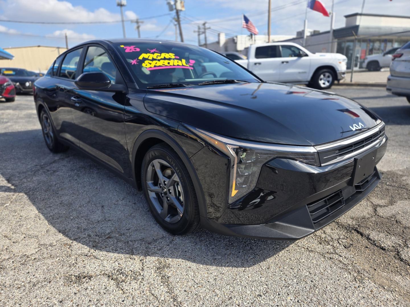 2025 Black /Black Kia K4 LX (3KPFT4DE8SE) with an 2.0L L4 DOHC 16V engine, CVT transmission, located at 1842 Wirt Road, Houston, TX, 77055, (713) 973-3903, 29.805330, -95.484787- Photo#7
