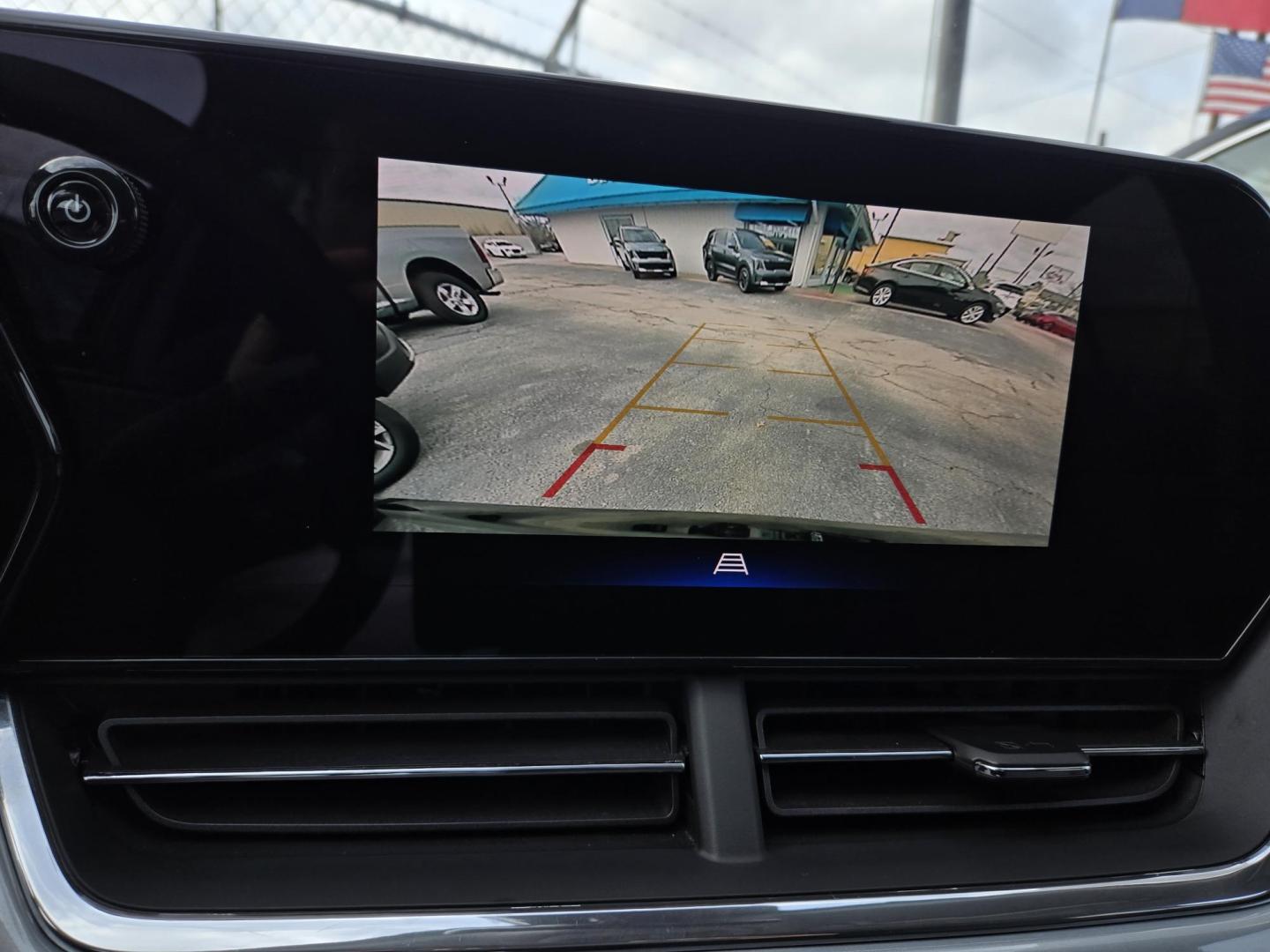 2025 Black /Black Chevrolet Trax LT (KL77LHEP5SC) with an 1.2L L3 TURBO engine, 6A transmission, located at 1842 Wirt Road, Houston, TX, 77055, (713) 973-3903, 29.805330, -95.484787 - Photo#21