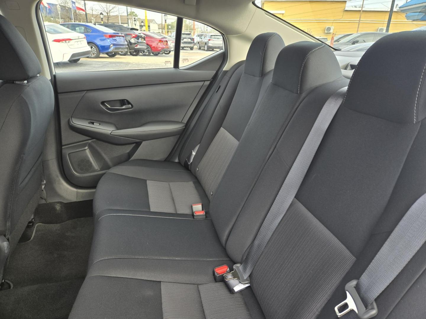 2025 White /Black Nissan Sentra SV (3N1AB8CV7SY) with an 1.8L L4 SFI DOHC 16V engine, CVT transmission, located at 1842 Wirt Road, Houston, TX, 77055, (713) 973-3903, 29.805330, -95.484787 - Photo#10