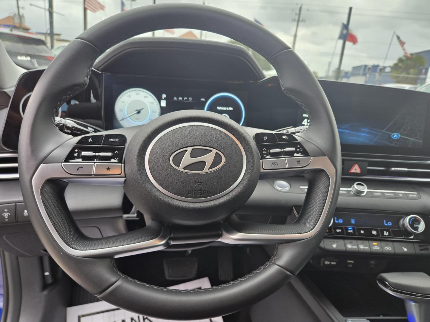 2025 BLUE /Black Hyundai Elantra SEL Convenience (KMHLS4DG1SU) with an 2.0L L4 DOHC 16V engine, 6A transmission, located at 1842 Wirt Road, Houston, TX, 77055, (713) 973-3903, 29.805330, -95.484787 - Photo#8