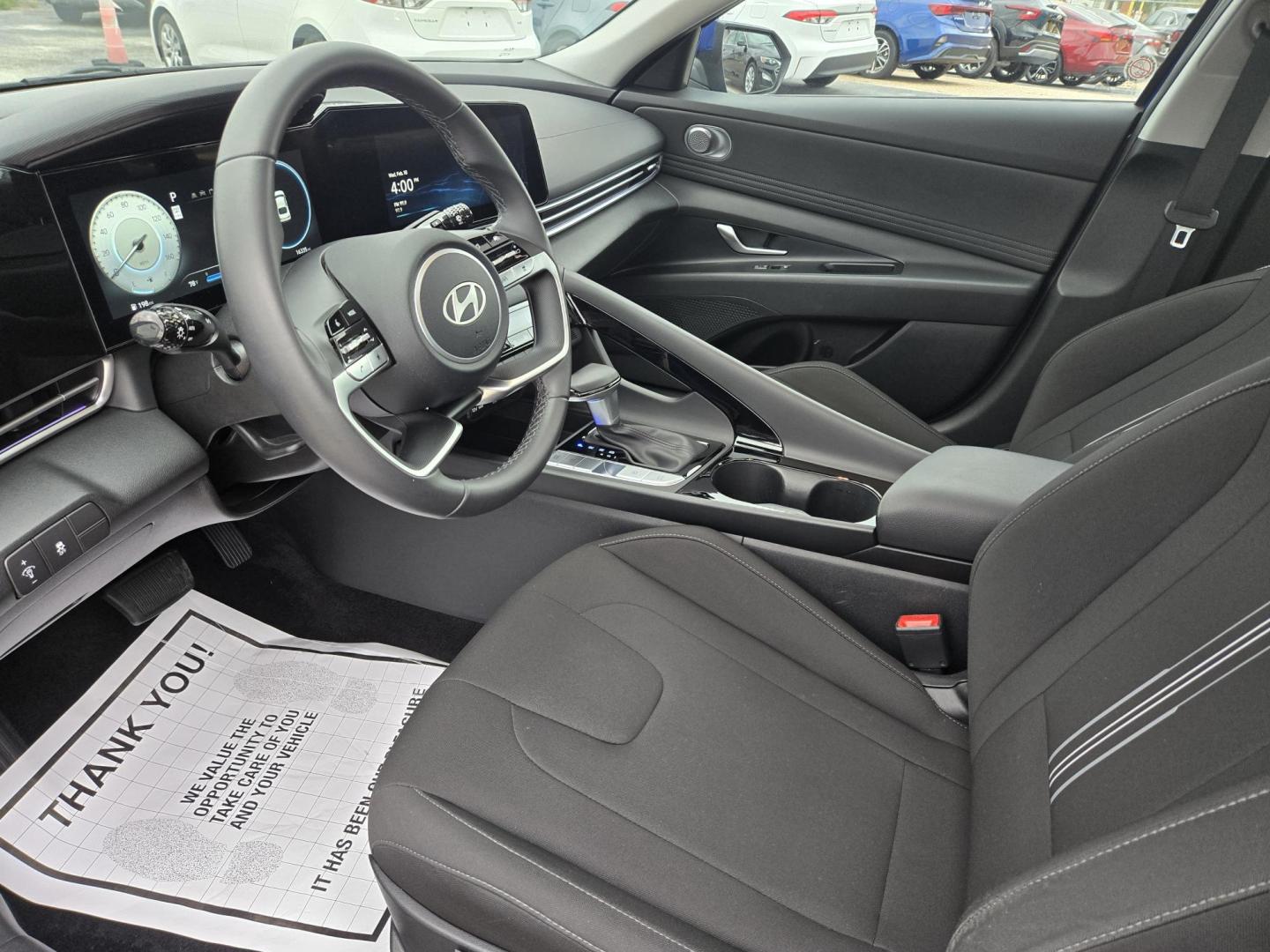 2025 BLUE /Black Hyundai Elantra SEL Convenience (KMHLS4DG1SU) with an 2.0L L4 DOHC 16V engine, 6A transmission, located at 1842 Wirt Road, Houston, TX, 77055, (713) 973-3903, 29.805330, -95.484787 - Photo#9