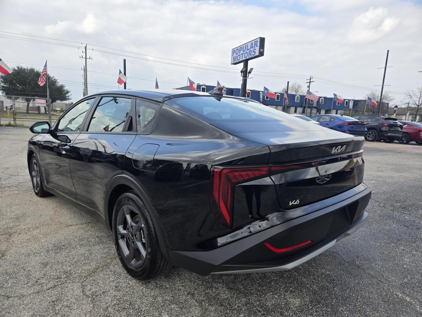 2025 Black /Gray Kia K4 LX (3KPFT4DE0SE) with an 2.0L L4 DOHC 16V engine, CVT transmission, located at 1842 Wirt Road, Houston, TX, 77055, (713) 973-3903, 29.805330, -95.484787 - Photo#2