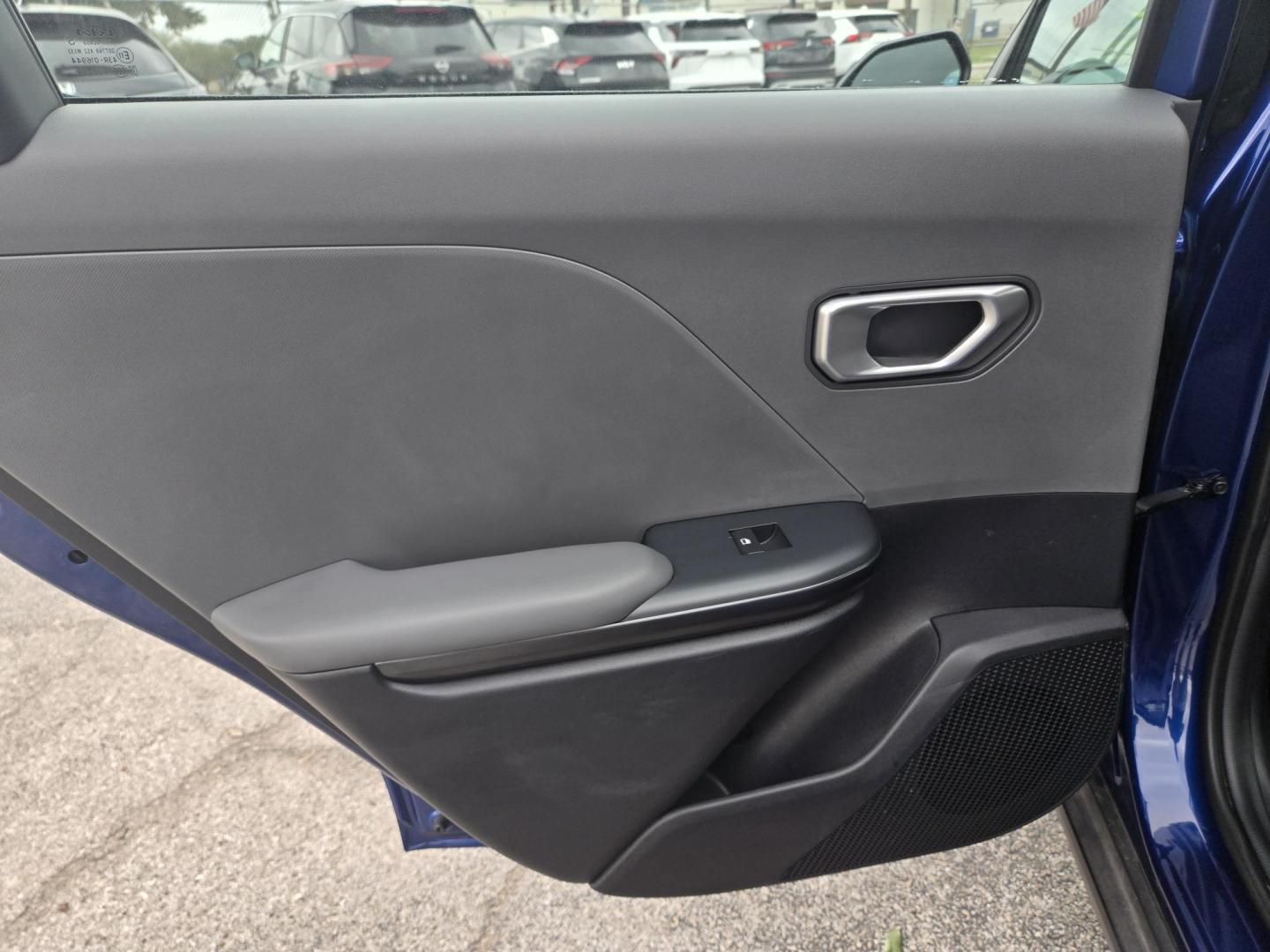 2025 BLUE /Black Kia K4 LX (3KPFT4DE0SE) with an 2.0L L4 DOHC 16V engine, CVT transmission, located at 1842 Wirt Road, Houston, TX, 77055, (713) 973-3903, 29.805330, -95.484787 - Photo#11