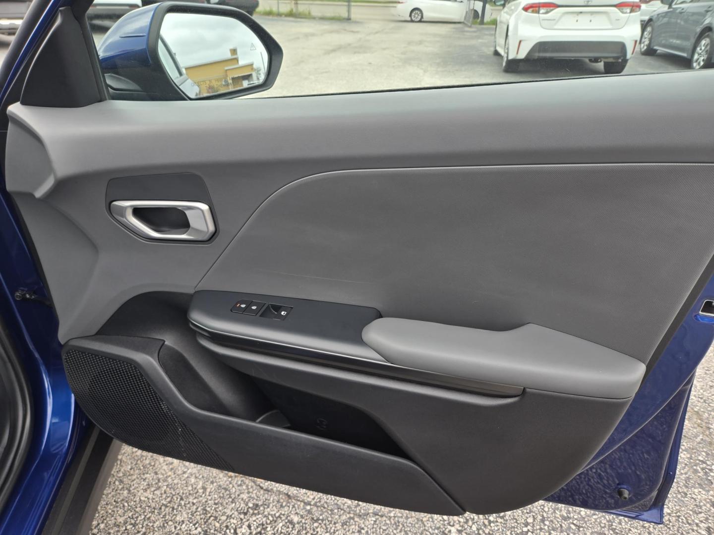 2025 BLUE /Black Kia K4 LX (3KPFT4DE0SE) with an 2.0L L4 DOHC 16V engine, CVT transmission, located at 1842 Wirt Road, Houston, TX, 77055, (713) 973-3903, 29.805330, -95.484787 - Photo#13