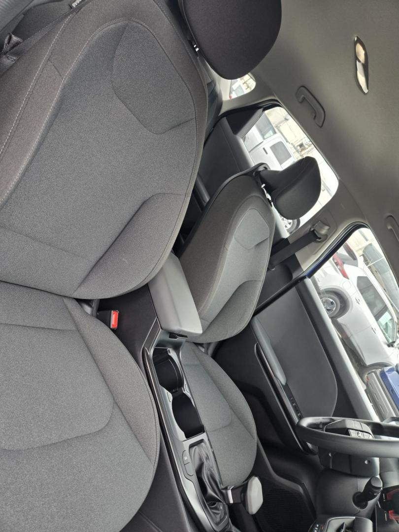 2025 BLUE /Black Kia K4 LX (3KPFT4DE0SE) with an 2.0L L4 DOHC 16V engine, CVT transmission, located at 1842 Wirt Road, Houston, TX, 77055, (713) 973-3903, 29.805330, -95.484787 - Photo#12