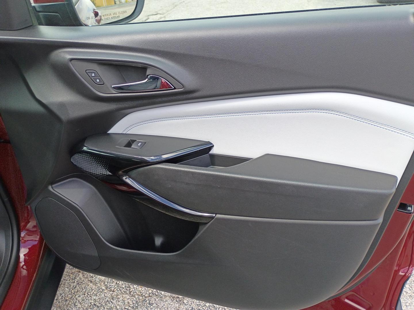 2025 MAROON /Black Chevrolet Trax LT (KL77LHEP5SC) with an 1.2L L3 TURBO engine, 6A transmission, located at 1842 Wirt Road, Houston, TX, 77055, (713) 973-3903, 29.805330, -95.484787 - Photo#14