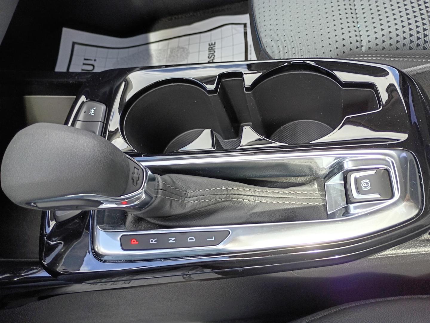 2025 MAROON /Black Chevrolet Trax LT (KL77LHEP5SC) with an 1.2L L3 TURBO engine, 6A transmission, located at 1842 Wirt Road, Houston, TX, 77055, (713) 973-3903, 29.805330, -95.484787 - Photo#23