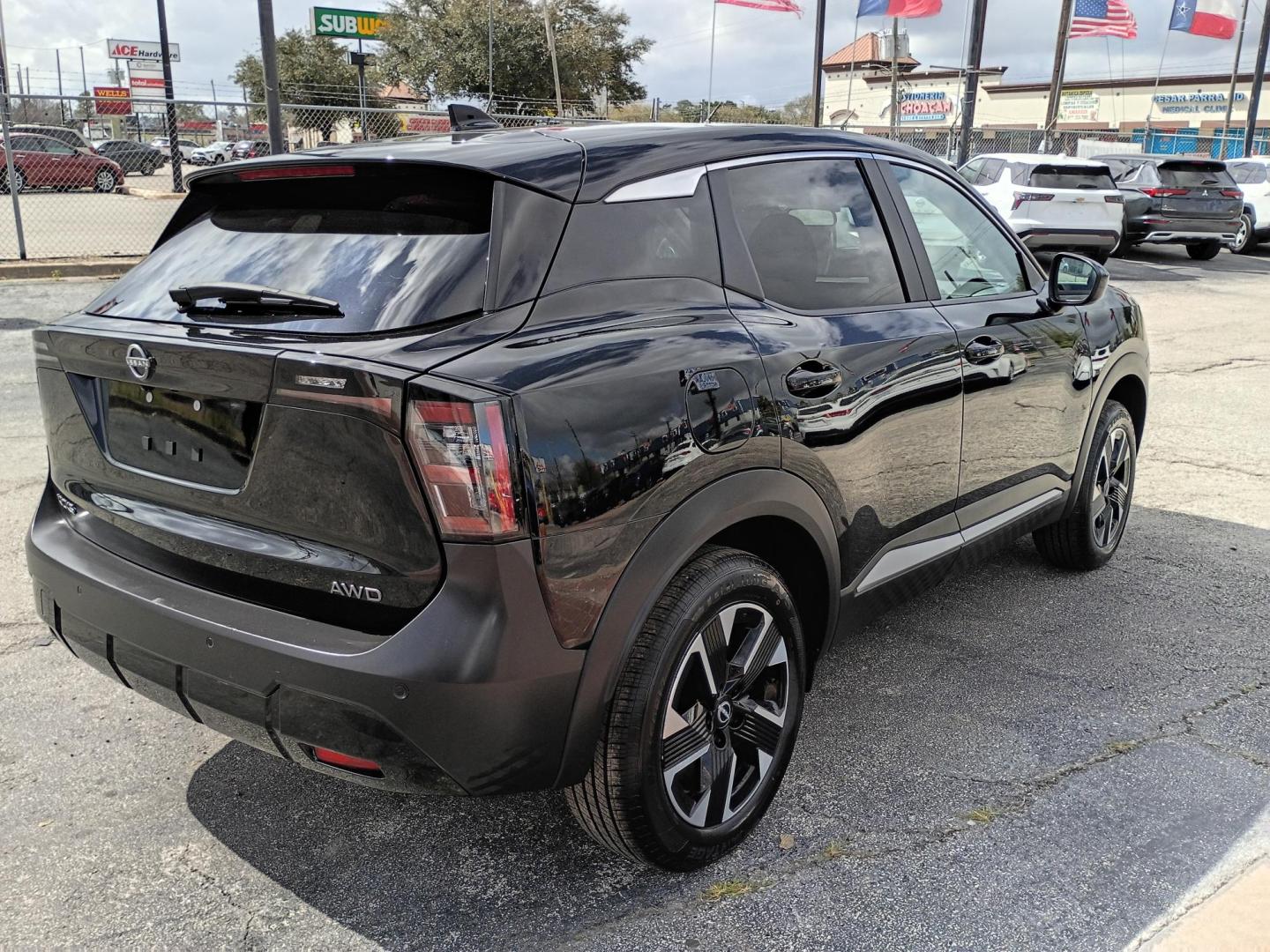 2025 Black /Black Nissan Kicks SV 4WD (3N8AP6CB7SL) with an 1.6L L4 engine, CVT transmission, located at 1842 Wirt Road, Houston, TX, 77055, (713) 973-3903, 29.805330, -95.484787 - Photo#4