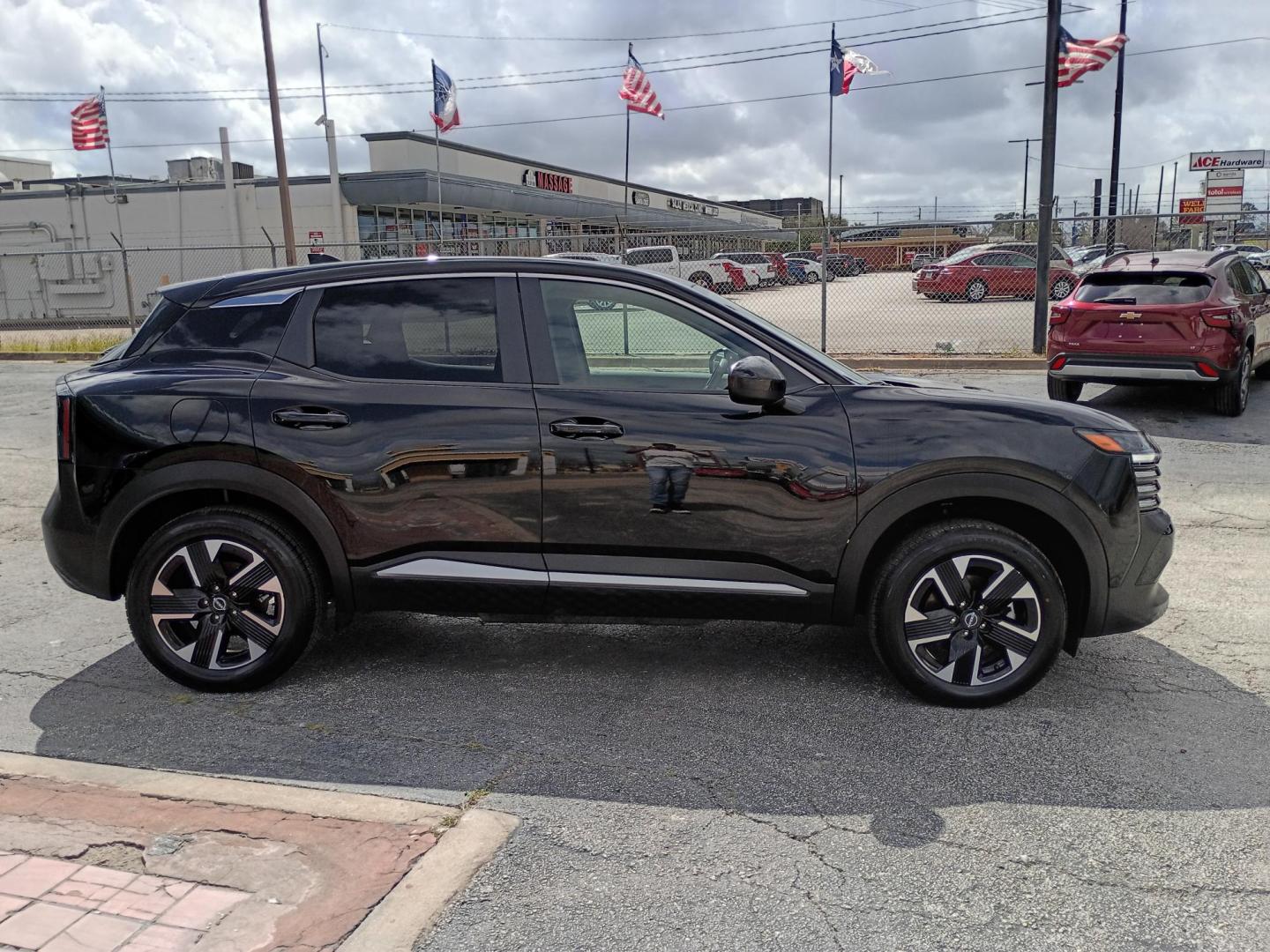 2025 Black /Black Nissan Kicks SV 4WD (3N8AP6CB7SL) with an 1.6L L4 engine, CVT transmission, located at 1842 Wirt Road, Houston, TX, 77055, (713) 973-3903, 29.805330, -95.484787 - Photo#5