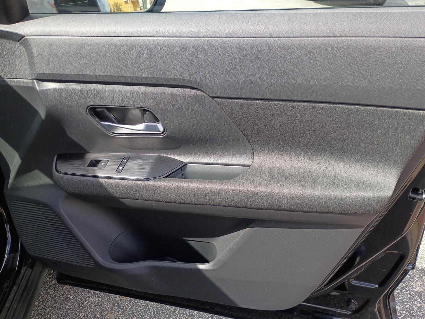 2025 Black /Black Nissan Kicks SV 4WD (3N8AP6CB7SL) with an 1.6L L4 engine, CVT transmission, located at 1842 Wirt Road, Houston, TX, 77055, (713) 973-3903, 29.805330, -95.484787 - Photo#13