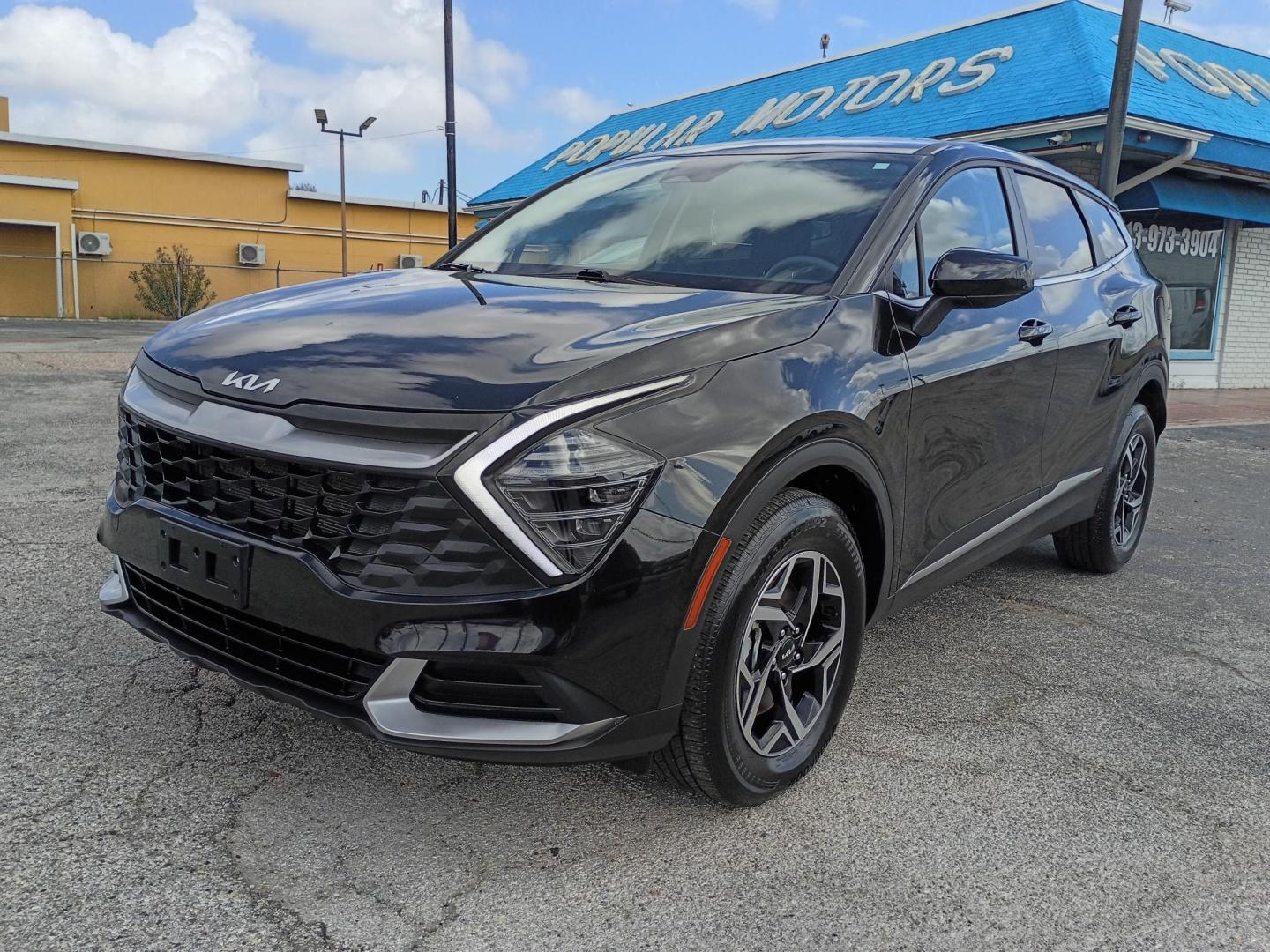 2025 Black /Black Kia Sportage LX AWD (KNDPUCDF3S7) with an 2.5L V6 DOHC 24V engine, 8A transmission, located at 1842 Wirt Road, Houston, TX, 77055, (713) 973-3903, 29.805330, -95.484787 - Photo#0