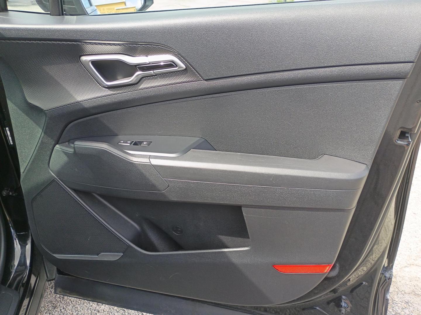 2025 Black /Black Kia Sportage LX AWD (KNDPUCDF3S7) with an 2.5L V6 DOHC 24V engine, 8A transmission, located at 1842 Wirt Road, Houston, TX, 77055, (713) 973-3903, 29.805330, -95.484787 - Photo#13