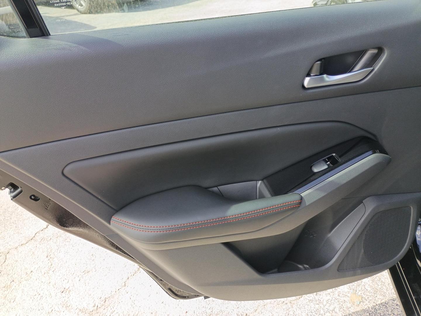 2025 Black /Black Nissan Altima 2.5 SR (1N4BL4CV1SN) with an 2.5L L4 DOHC 16V engine, CVT transmission, located at 1842 Wirt Road, Houston, TX, 77055, (713) 973-3903, 29.805330, -95.484787 - Photo#11