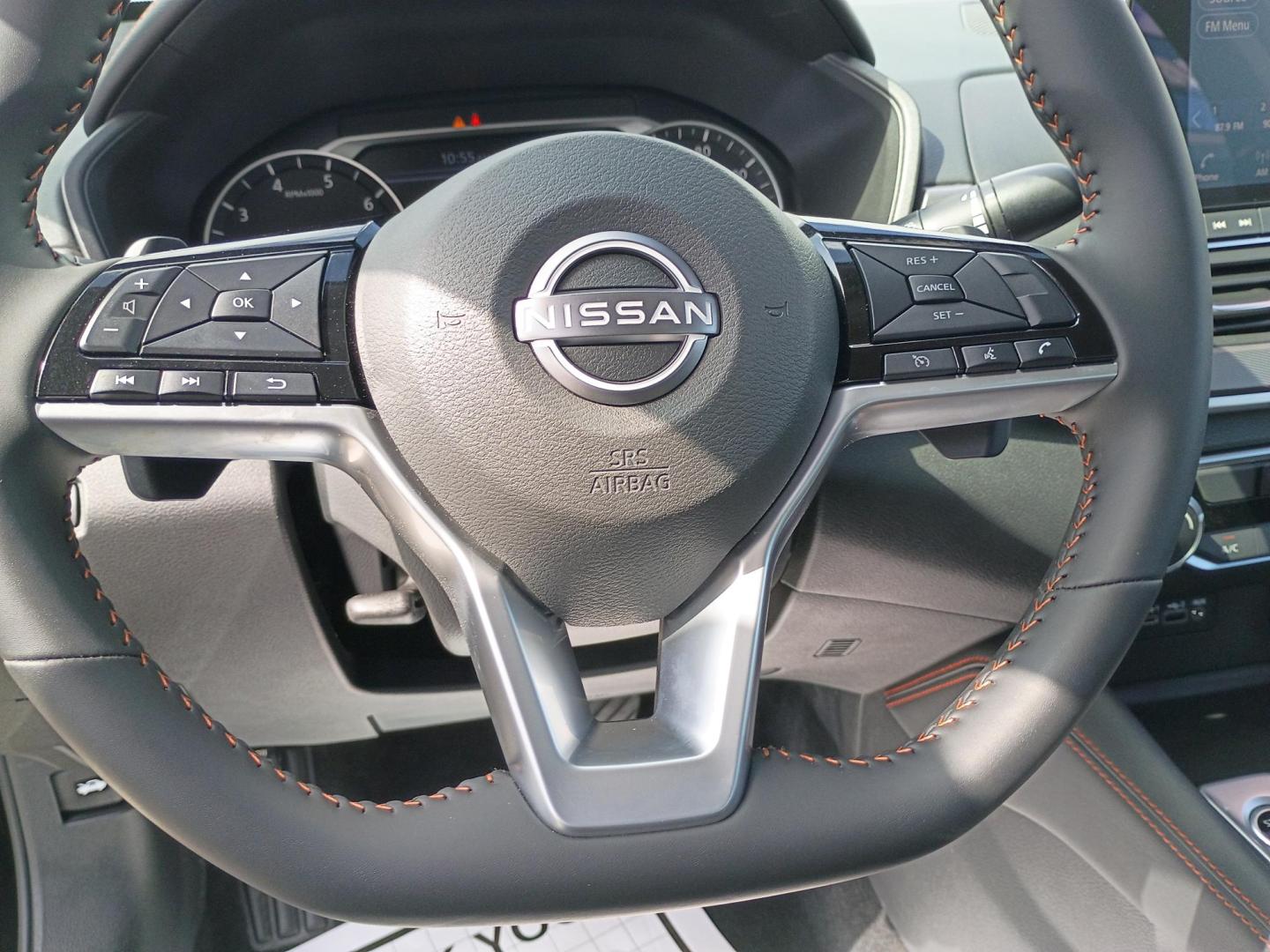 2025 Black /Black Nissan Altima 2.5 SR (1N4BL4CV1SN) with an 2.5L L4 DOHC 16V engine, CVT transmission, located at 1842 Wirt Road, Houston, TX, 77055, (713) 973-3903, 29.805330, -95.484787 - Photo#17